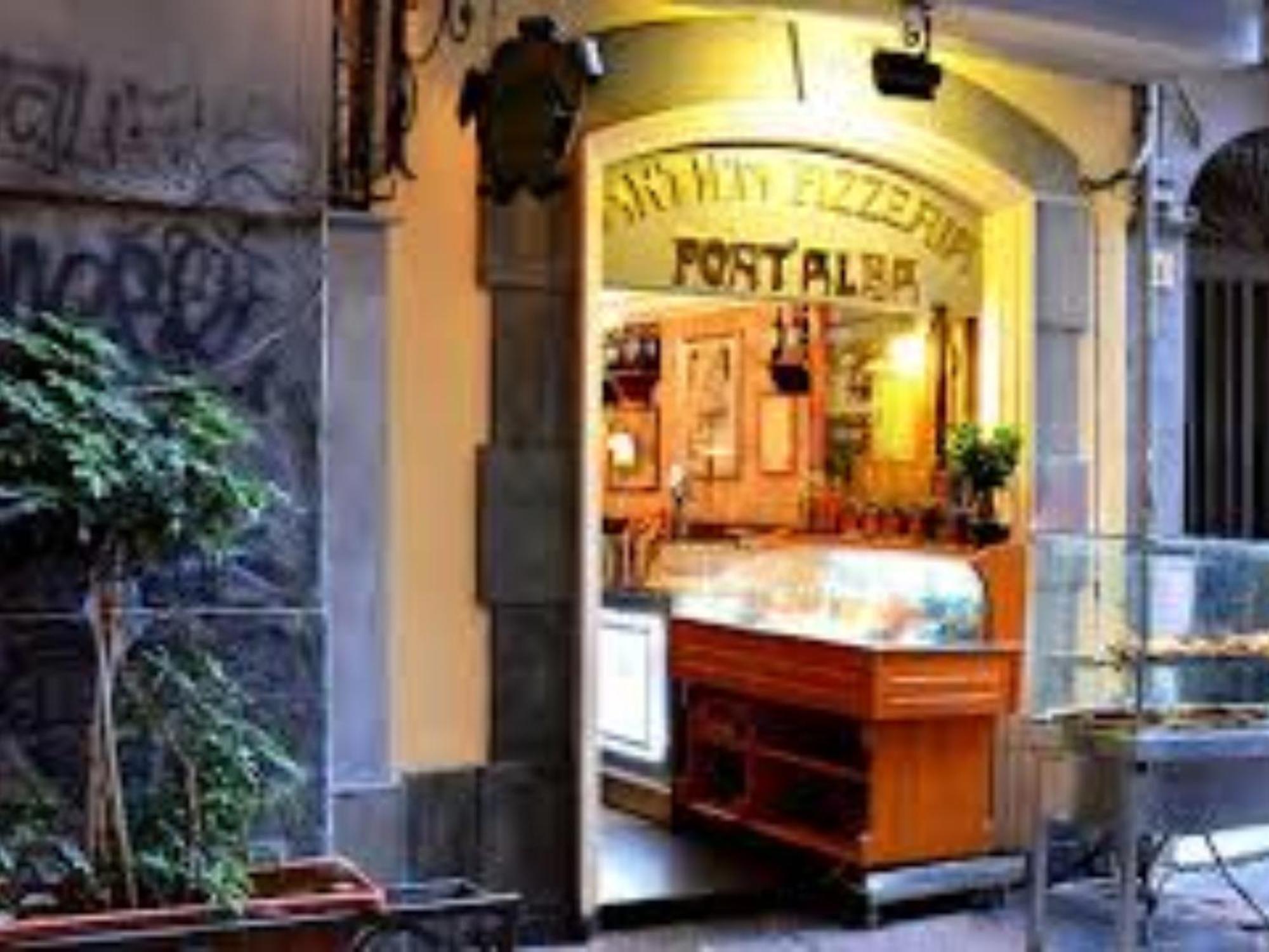 Centro Dante Naples